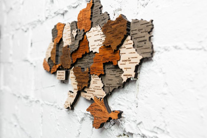 Карта України дерев’яна - фото подарункові набори