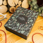 Коробка “табакерка” чорна 28-23-9 см - фото подарункові набори