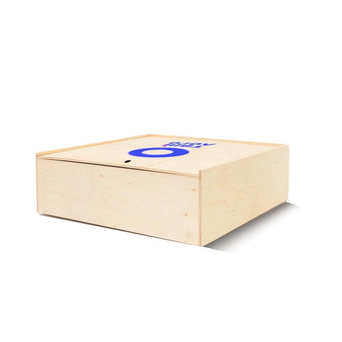 Дерев’яна коробка 33х33х10 см - фото подарункові набори